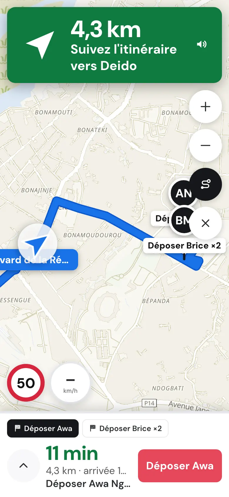 Vue itinéraire figé : tout le trajet restant nord en haut, avec les passagers à déposer affichés sur la carte avec leurs initiales.
